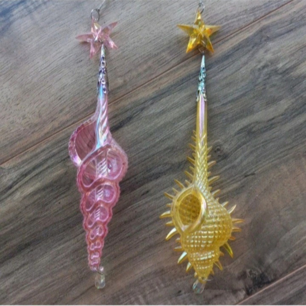 Iridescent Pastel Pink Yellow Plastic Hanging Beach Themed Seashell Ornaments